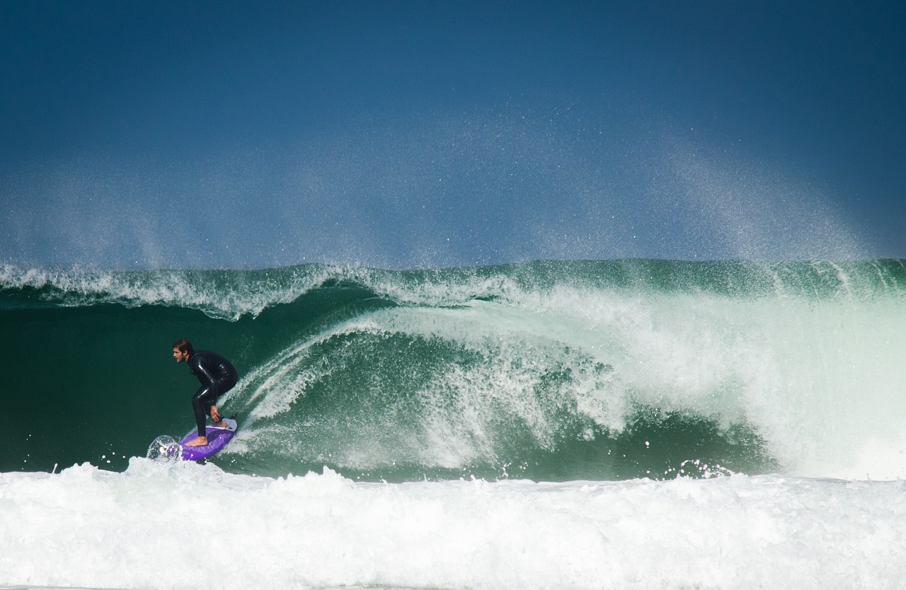 surfing-3819678_1280